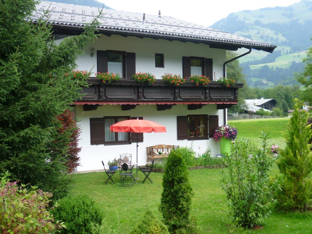 Haus Slechta Apartamento Kitzbühel Quarto foto