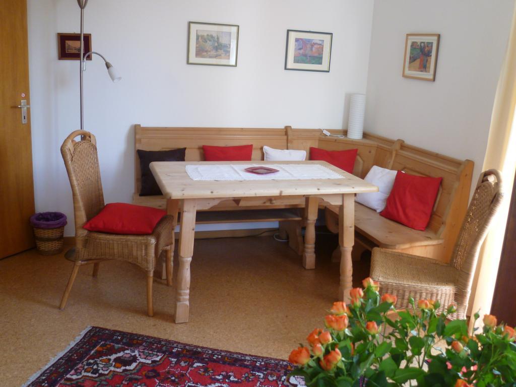 Haus Slechta Apartamento Kitzbühel Quarto foto